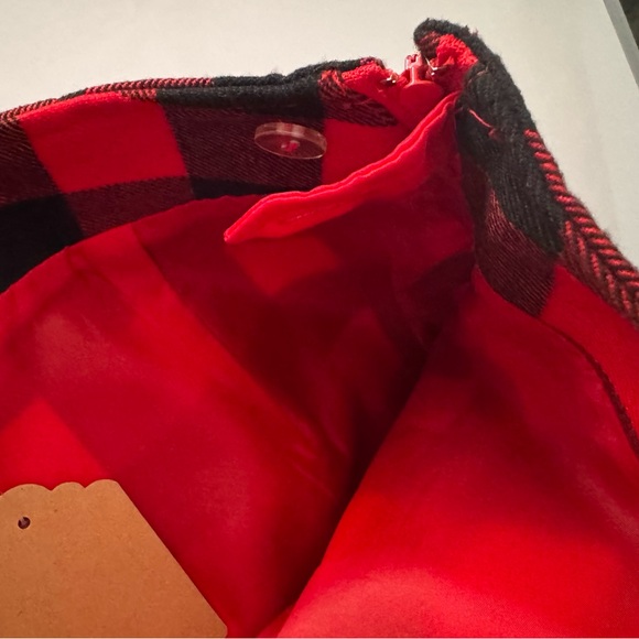 Brand New Plaid with Belt loops - Picture 6 of 8